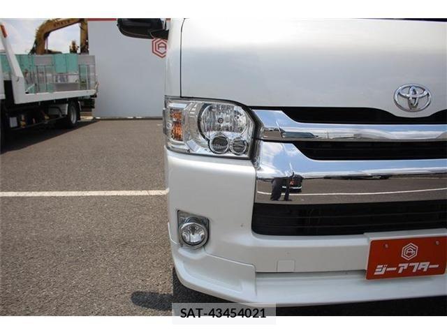 Toyota HIACE WAGON 2015-09 7454704-12