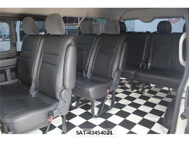 Toyota HIACE WAGON 2015-09 7454704-25