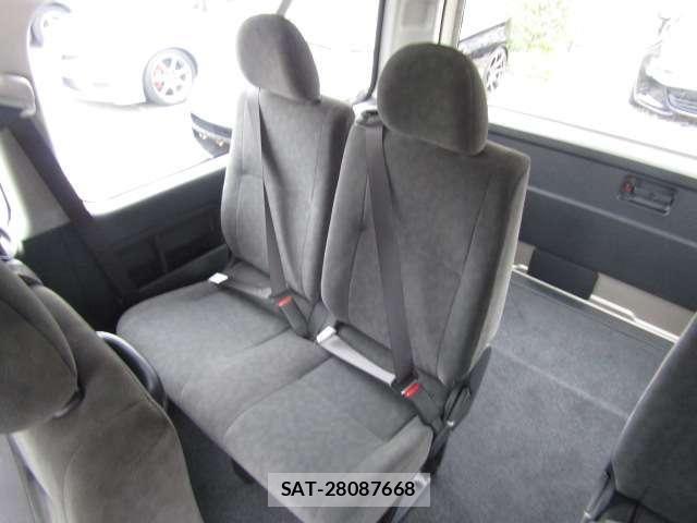 Toyota HIACE WAGON 2025-04 7454698-11