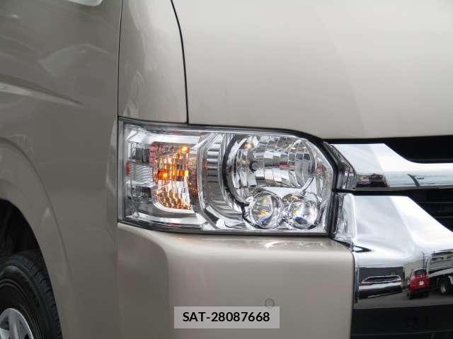 Toyota HIACE WAGON 2025-04 7454698-17