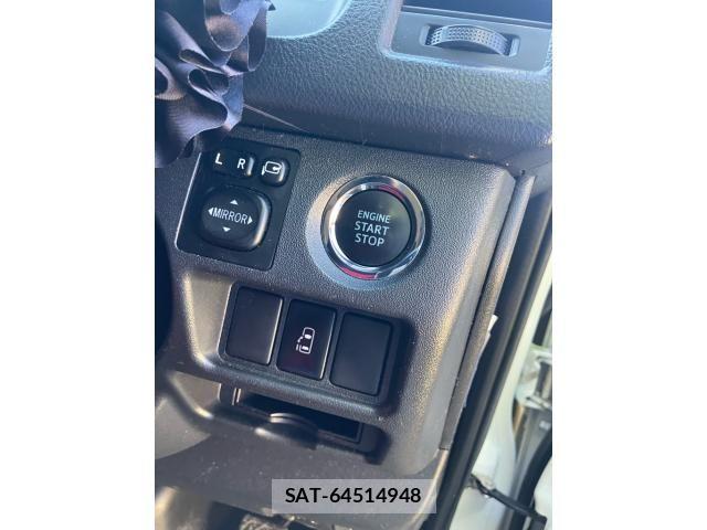 Toyota HIACE WAGON 2017-11 7500845-17