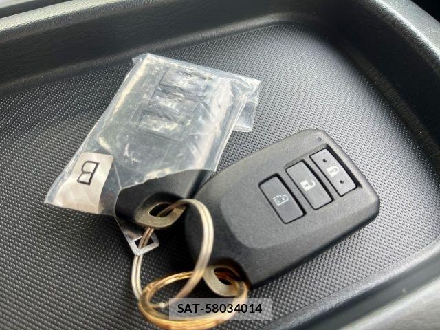 Toyota HIACE WAGON 2026-02 7508793-25