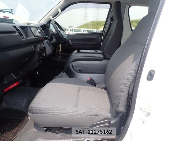 Toyota HIACE WAGON 2018-06 7500846-20