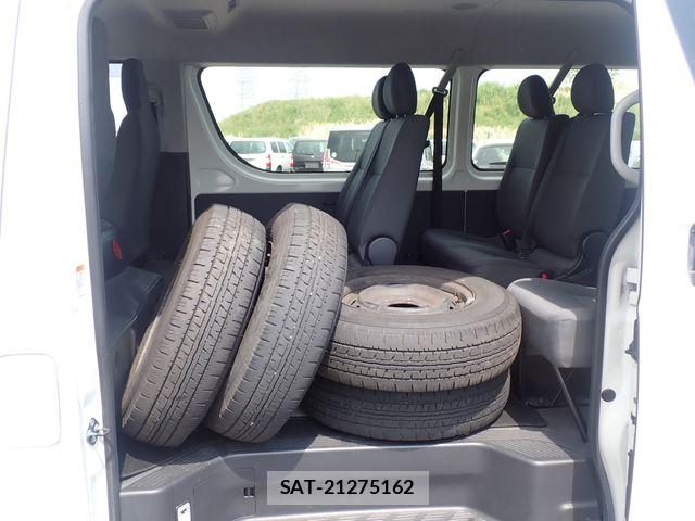Toyota HIACE WAGON 2018-06 7500846-21