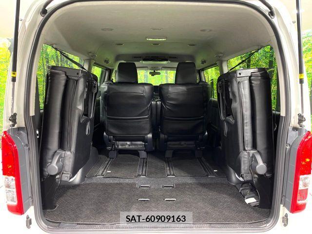 Toyota HIACE WAGON 2019-06 7500842-12