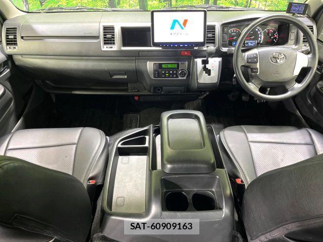 Toyota HIACE WAGON 2019-06 7500842-2