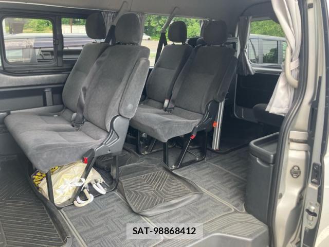 Toyota HIACE WAGON 2017-01 7562218-22