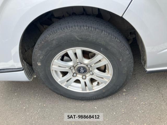 Toyota HIACE WAGON 2017-01 7562218-8