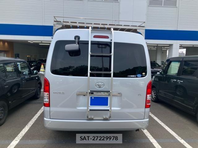 Toyota HIACE WAGON 2017-01 7562219-3