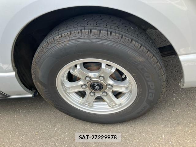 Toyota HIACE WAGON 2017-01 7562219-7