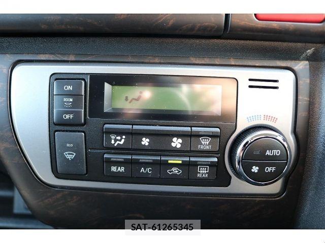 Toyota HIACE WAGON 2023-01 7616939-11