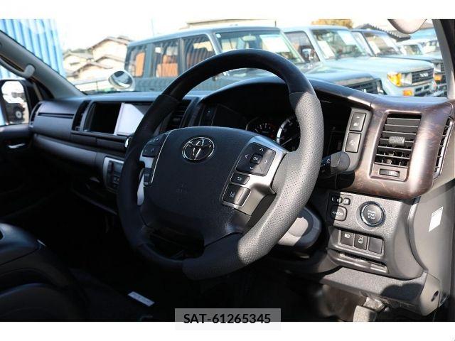 Toyota HIACE WAGON 2023-01 7616939-13