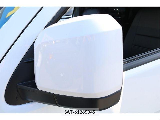 Toyota HIACE WAGON 2023-01 7616939-16