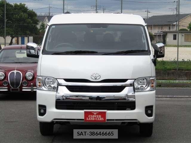 Toyota HIACE WAGON 2025-11 7616942-24