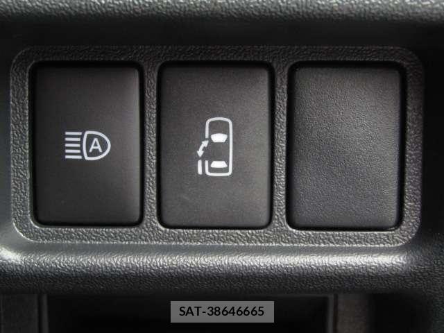 Toyota HIACE WAGON 2025-11 7616942-6