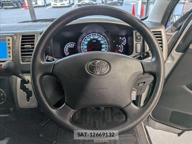Toyota HIACE WAGON 2011-06 7723934-9