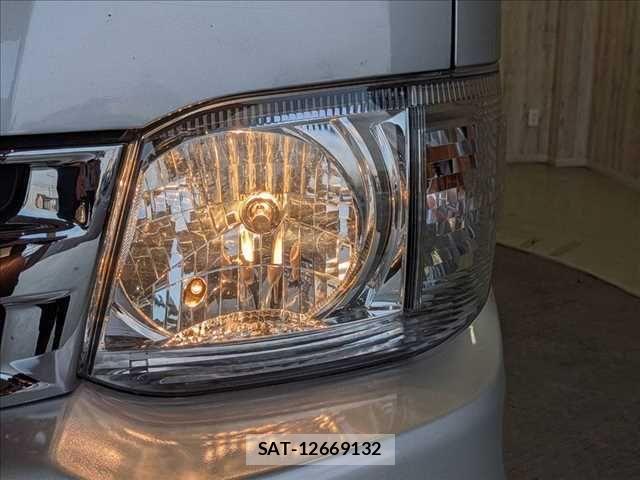 Toyota HIACE WAGON 2011-06 7723934-10