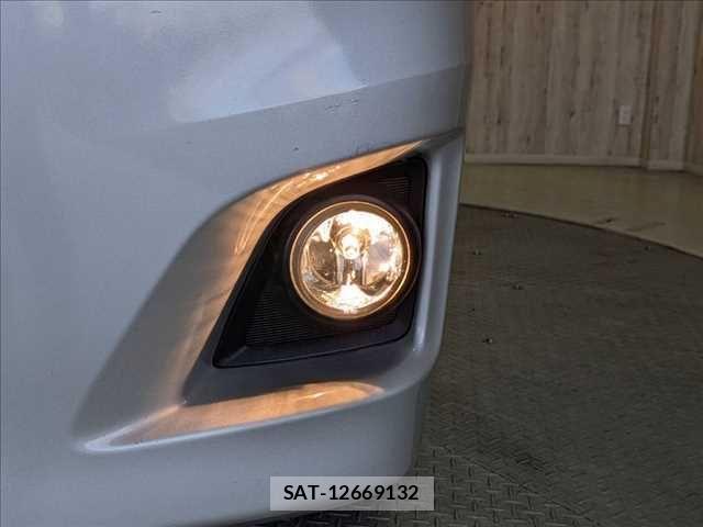 Toyota HIACE WAGON 2011-06 7723934-11