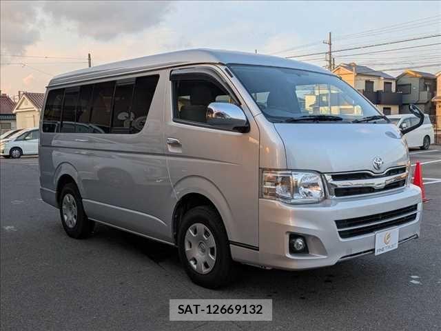 Toyota HIACE WAGON 2011-06 7723934-14