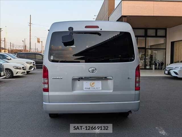 Toyota HIACE WAGON 2011-06 7723934-16