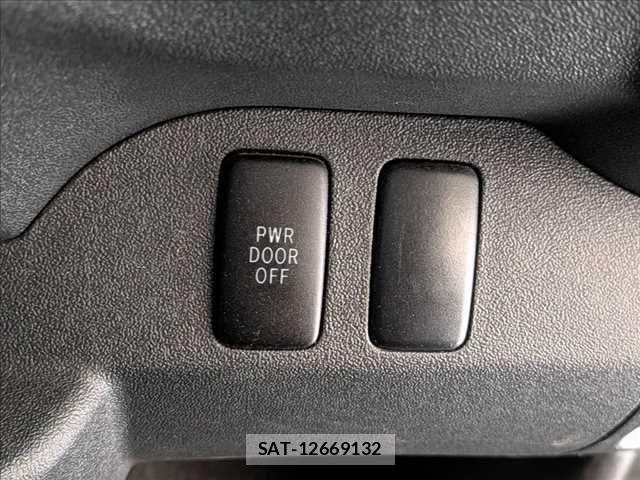 Toyota HIACE WAGON 2011-06 7723934-5