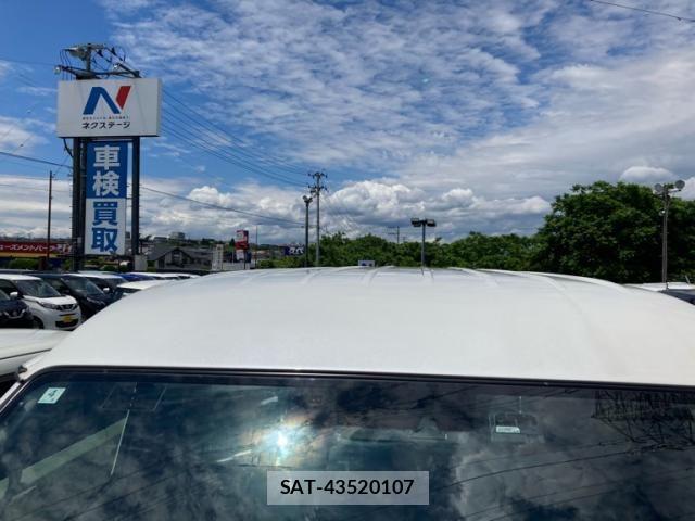 Toyota HIACE WAGON 2024-04 7723925-15