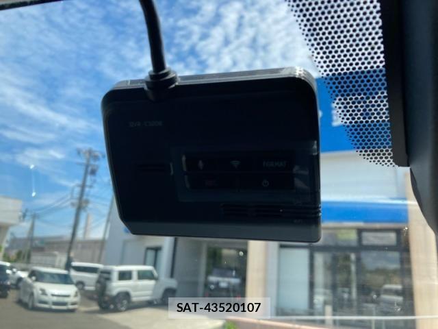 Toyota HIACE WAGON 2024-04 7723925-23
