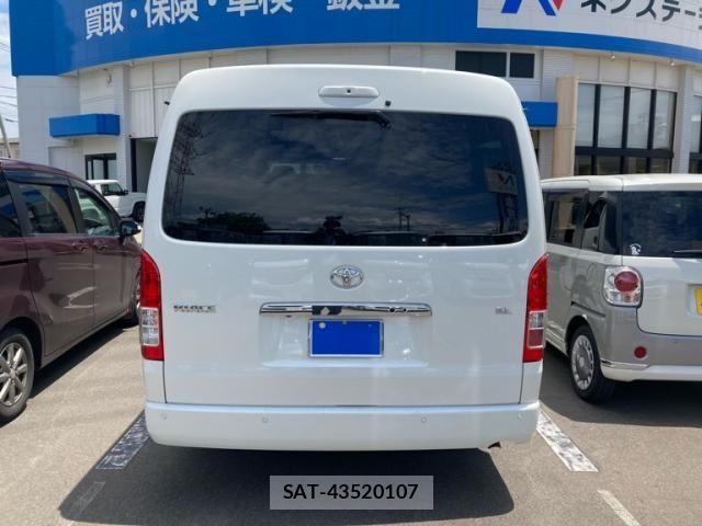 Toyota HIACE WAGON 2024-04 7723925-4