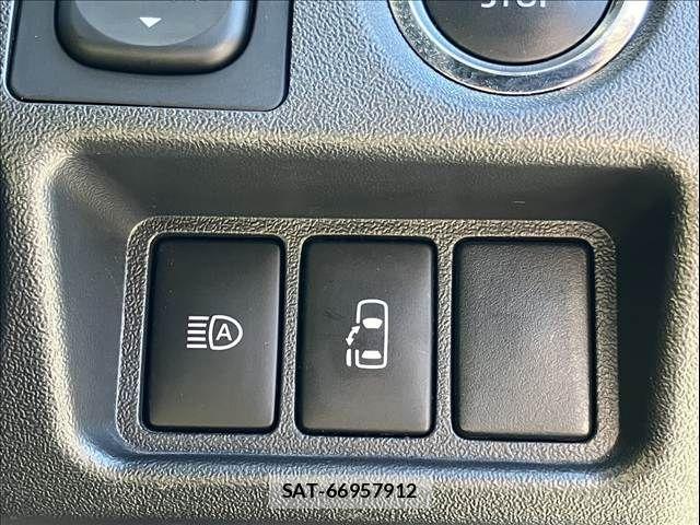 Toyota HIACE WAGON 2022-02 7723924-18