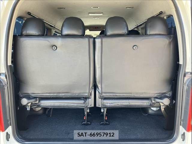 Toyota HIACE WAGON 2022-02 7723924-19