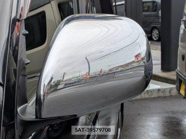 Toyota HIACE WAGON 2014-03 7723935-24