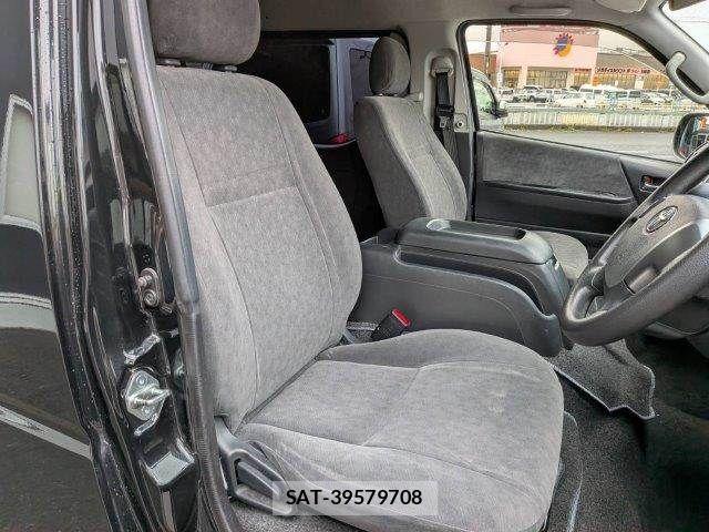 Toyota HIACE WAGON 2014-03 7723935-7