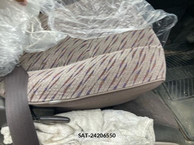 Toyota HIACE WAGON 1995-09 7723938-17