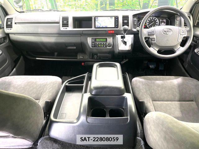 Toyota HIACE WAGON 2021-08 7785447-1
