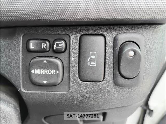 Toyota HIACE WAGON 2011-08 7785445-10