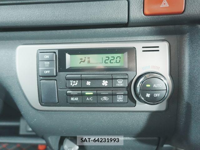 Toyota HIACE WAGON 2024-06 7785448-14