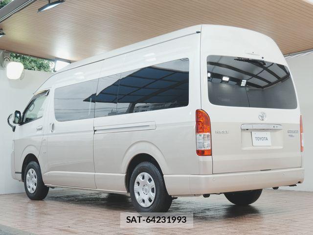 Toyota HIACE WAGON 2024-06 7785448-17