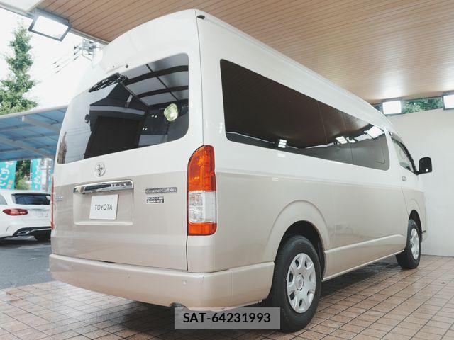 Toyota HIACE WAGON 2024-06 7785448-18