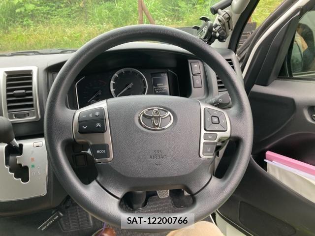 Toyota HIACE WAGON 2025-11 7876752-10