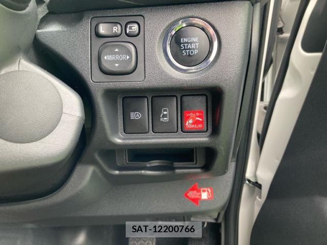 Toyota HIACE WAGON 2025-11 7876752-13