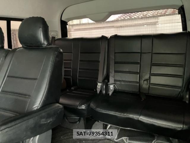Toyota HIACE WAGON 2013-08 7876762-11