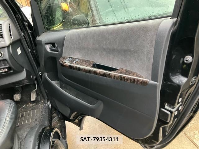 Toyota HIACE WAGON 2013-08 7876762-16