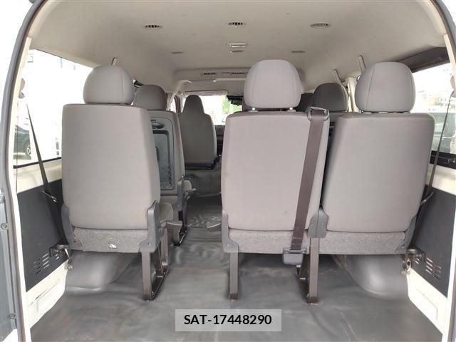 Toyota HIACE WAGON 2018-12 7902698-11