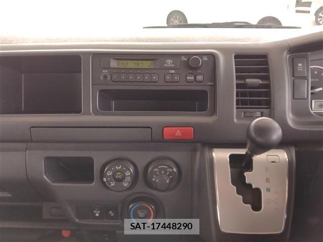 Toyota HIACE WAGON 2018-12 7902698-23