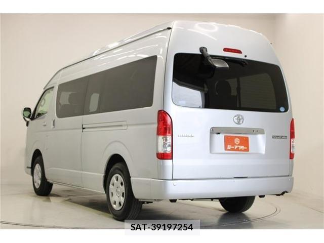Toyota HIACE WAGON 2020-04 7961960-10