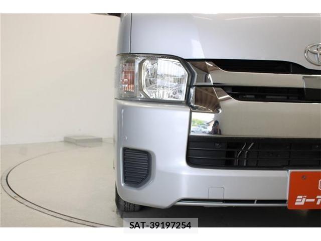 Toyota HIACE WAGON 2020-04 7961960-16