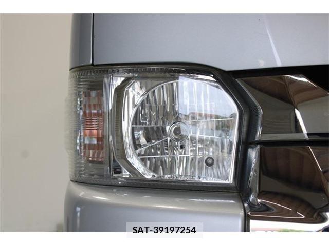 Toyota HIACE WAGON 2020-04 7961960-17