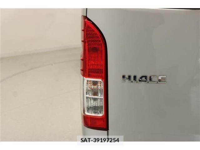 Toyota HIACE WAGON 2020-04 7961960-19