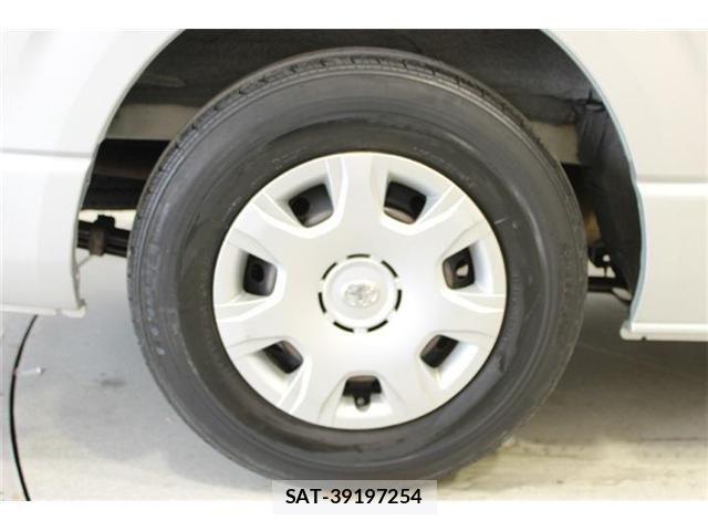 Toyota HIACE WAGON 2020-04 7961960-23