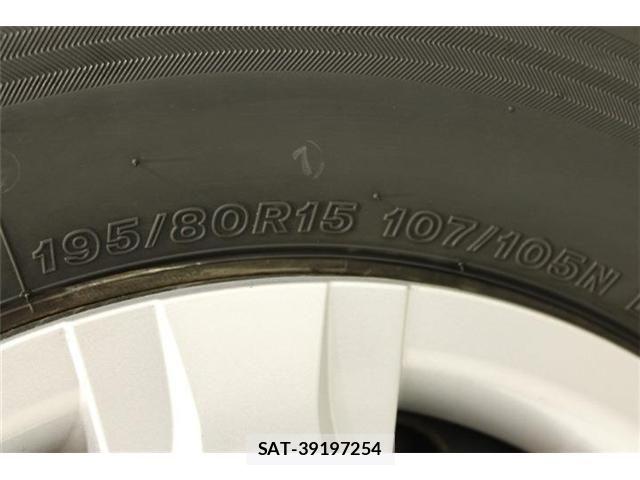 Toyota HIACE WAGON 2020-04 7961960-27